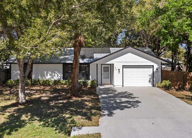 Property at 555 Benedictine Ter, Sebastian, FL 32958, 3 beds, 2 baths