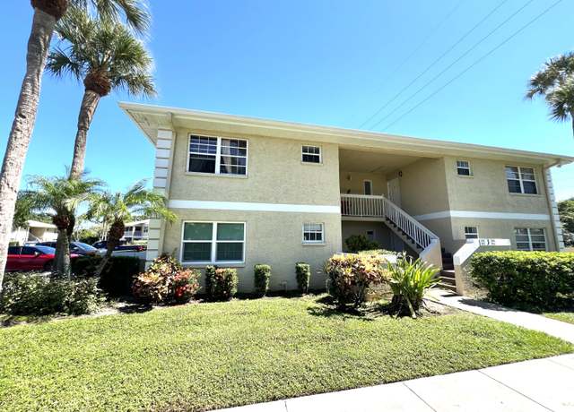 Property at 1542 SE Royal Green Cir #102, Port Saint Lucie, FL 34952, 2 beds, 2 baths