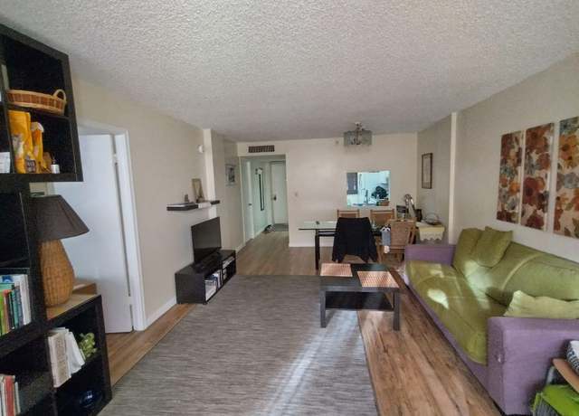 Property at 103 Royal Park Dr Unit 3b, Oakland Park, FL 33309, 2 beds, 2 baths