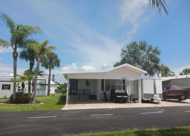 Property at 12461 SE 140th Ave, Okeechobee, FL 34974, 2 beds, 2 baths