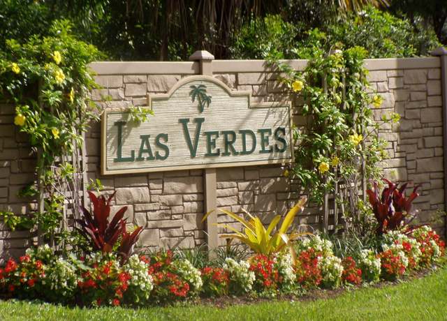 Property at 15995 Laurel Oak Cir, Delray Beach, FL 33484, 3 beds, 2 baths