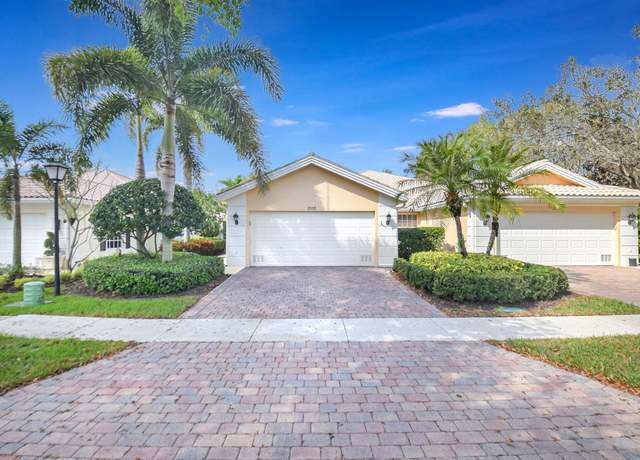 Property at 2055 Guadeloupe Dr, Wellington, FL 33414, 3 beds, 2 baths