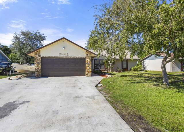 Property at 2442 SW Lafayette St, Port Saint Lucie, FL 34984, 3 beds, 2 baths