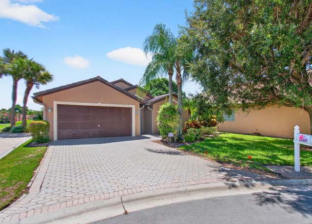 Property at 14190 Castlerock Way, Delray Beach, FL 33446, 3 beds, 2 baths