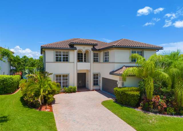 Property at 1835 SW Newport Isles Blvd, Port Saint Lucie, FL 34953, 5 beds, 3 baths