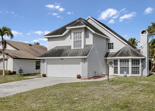 Property at 6467 Foster St, Jupiter, FL 33458, 3 beds, 2.5 baths