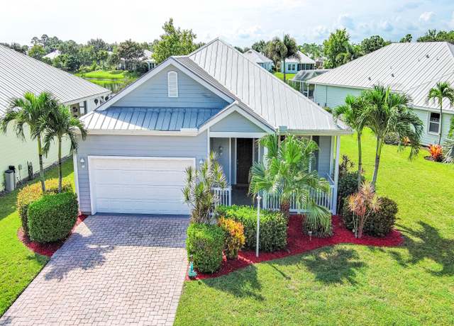 Property at 615 NE Canoe Park Cir, Port Saint Lucie, FL 34983, 3 beds, 2 baths