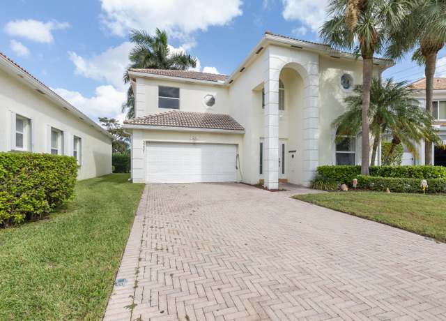 Property at 3221 El Camino Real Rdg, West Palm Beach, FL 33409, 5 beds, 2.5 baths