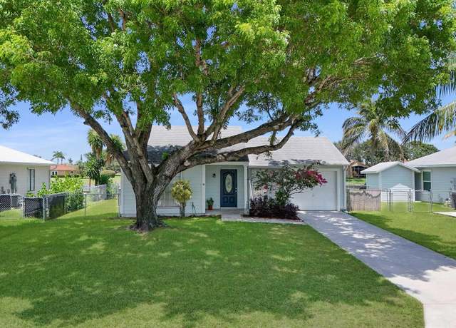 Property at 5472 Courtney Cir, Boynton Beach, FL 33472, 2 beds, 2 baths