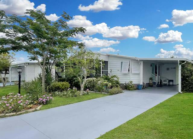 Property at 1633 SW 35th Cir, Okeechobee, FL 34974, 2 beds, 2 baths
