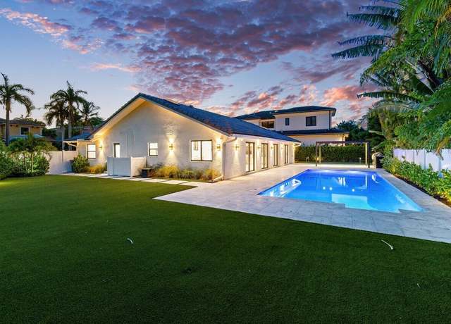 Property at 22233 Hollyhock Trl, Boca Raton, FL 33433, 5 beds, 4.5 baths