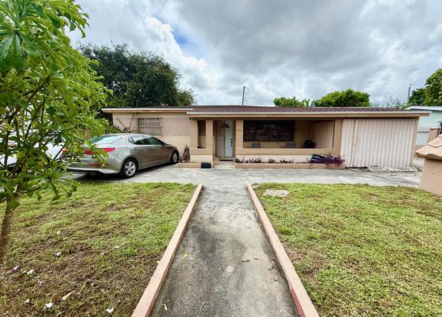 Property at 102 NE 9th Ct, Hialeah, FL 33010, 3 beds, 1 bath