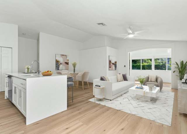 Property at 8134 Palm Gate Dr, Boynton Beach, FL 33436, 3 beds, 2 baths