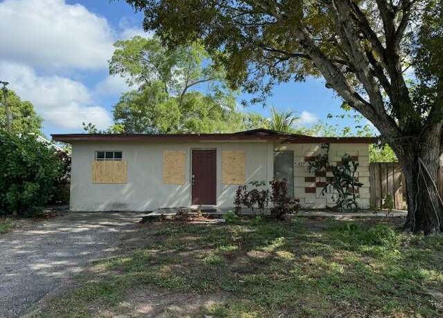 Property at 5427 Eadie Pl, West Palm Beach, FL 33407, 3 beds, 2 baths