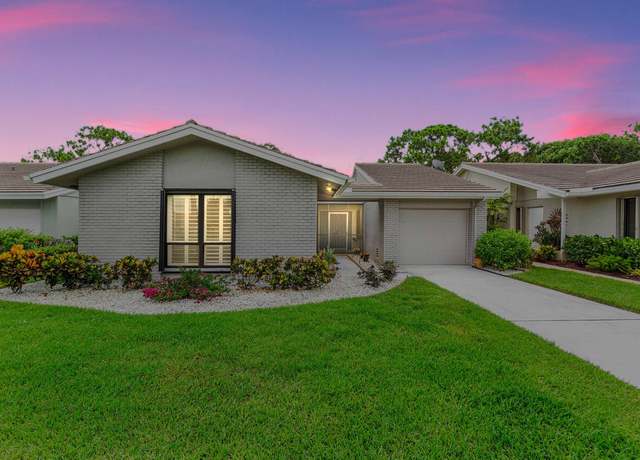 Property at 2705 SW Egret Pond Cir, Palm City, FL 34990, 3 beds, 2 baths