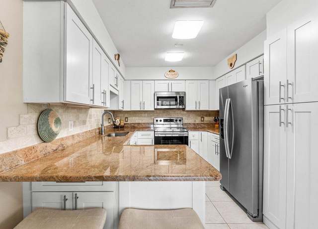 Property at 2705 SW Egret Pond Cir, Palm City, FL 34990, 3 beds, 2 baths
