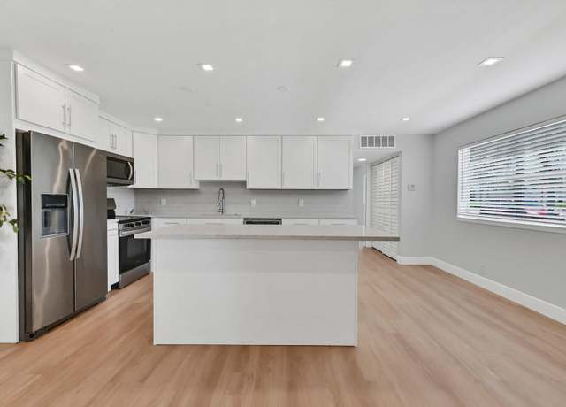Property at 99 Monaco C, Delray Beach, FL 33446, 1 bed, 1.5 baths