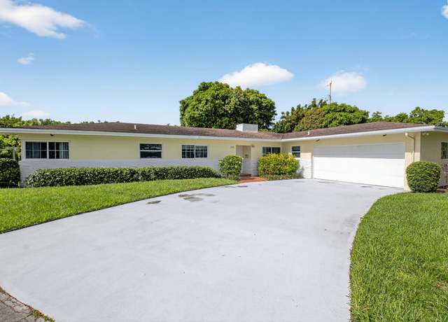 Property at 200 NW 2nd St, Delray Beach, FL 33444, 3 beds, 3 baths