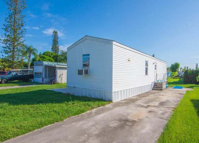 Property at 5000 SE Federal Hwy #607, Stuart, FL 34997, 2 beds, 2 baths
