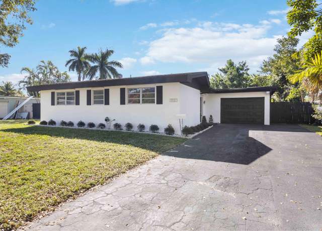 Property at 5532 SW 1st St, Plantation, FL 33317, 3 beds, 2 baths