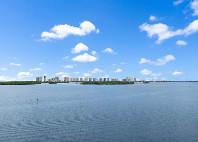 Property at 100 Lakeshore Dr SE #555, North Palm Beach, FL 33408, 2 beds, 2.5 baths