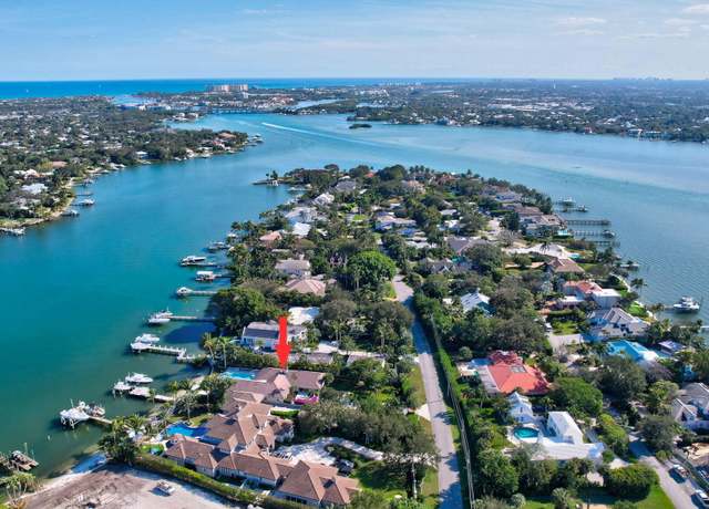 Property at 18896 Point Dr, Tequesta, FL 33469, 4 beds, 4.5 baths