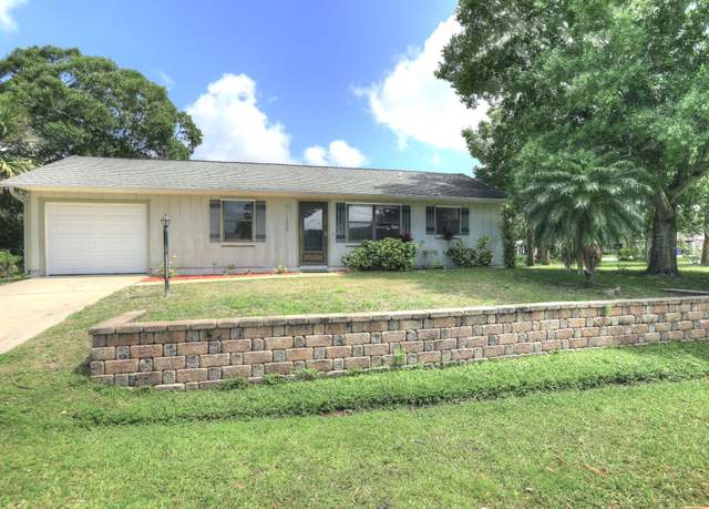 Property at 1690 Seahouse St, Sebastian, FL 32958, 2 beds, 2 baths