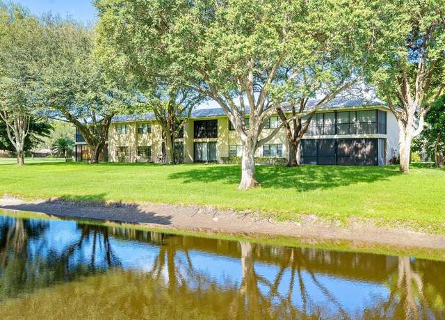 Property at 17 Stratford Dr Unit F, Boynton Beach, FL 33436, 2 beds, 2 baths