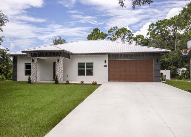 Property at 11419 NE 3rd Cir, Okeechobee, FL 34972, 3 beds, 2 baths