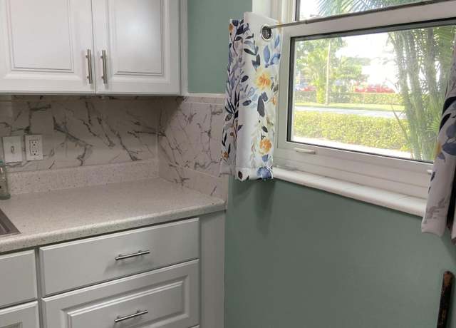 Property at 196 Chatham J, West Palm Beach, FL 33417, 2 beds, 1.5 baths