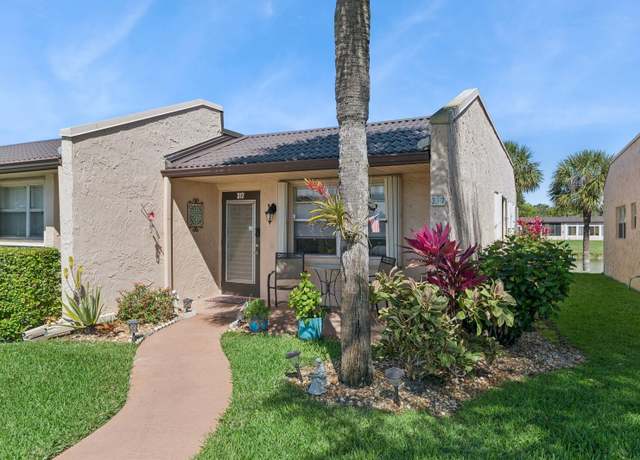 Property at 317 Golden River Dr, West Palm Beach, FL 33411, 2 beds, 2 baths