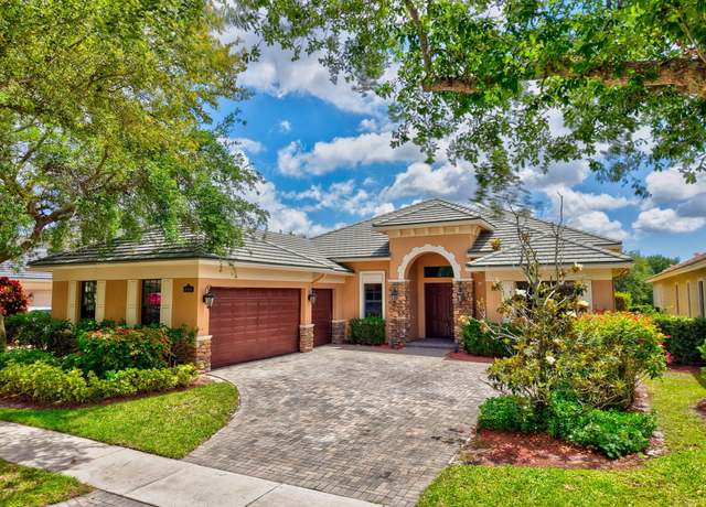 Property at 8950 Equus Cir, Boynton Beach, FL 33472, 4 beds, 4 baths
