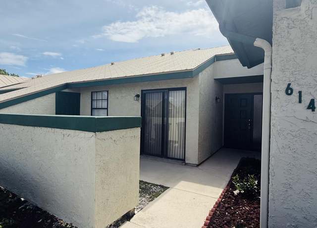 Property at 614 SW Jeanne St, Port Saint Lucie, FL 34953, 2 beds, 1 bath