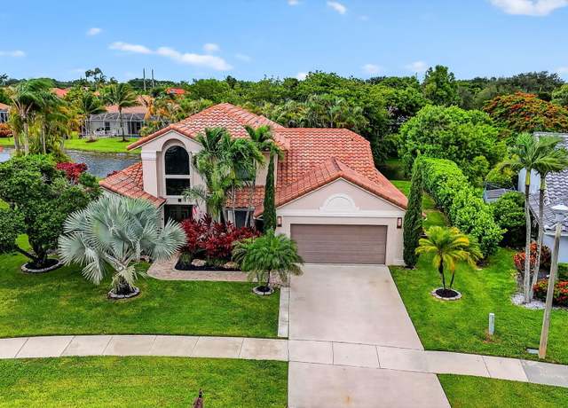 Property at 10798 Seacliff Cir, Boca Raton, FL 33498, 4 beds, 2.5 baths