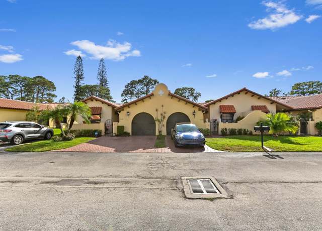 Property at 5272 Bolero Cir, Delray Beach, FL 33484, 2 beds, 2 baths
