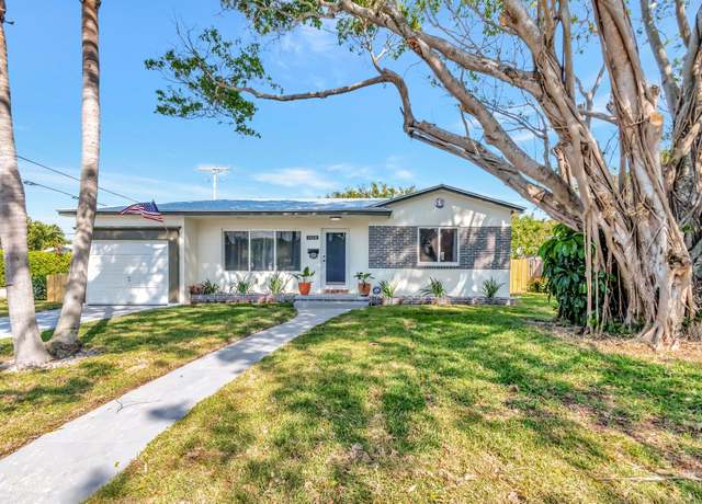Property at 1528 N K St, Lake Worth Beach, FL 33460, 2 beds, 2 baths