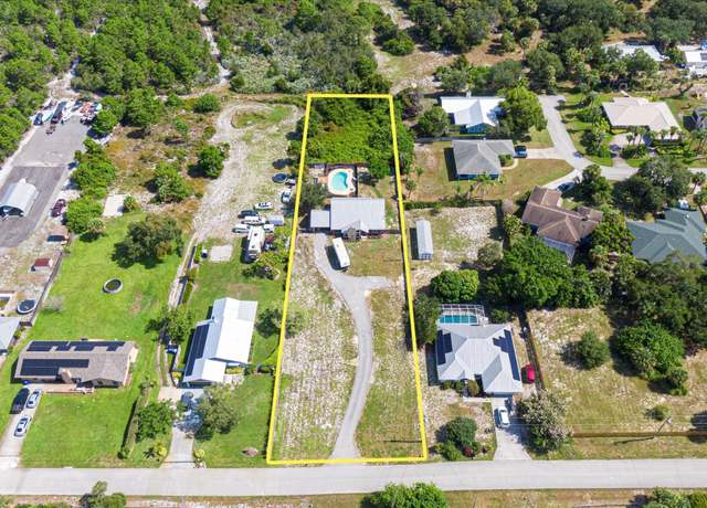 Property at 430 11th Ln SW, Vero Beach, FL 32962, 3 beds, 2.5 baths