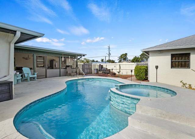 Property at 1701 SE Carvalho St, Port Saint Lucie, FL 34983, 3 beds, 2 baths