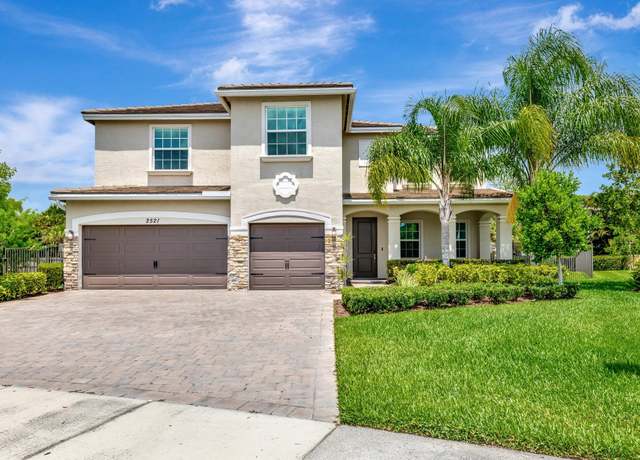 Property at 2521 SW Berry Park Cir, Palm City, FL 34990, 5 beds, 4.5 baths