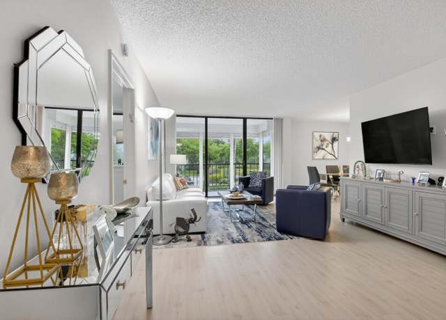 Property at 6815 Willow Wood Dr #4022, Boca Raton, FL 33434, 2 beds, 2 baths