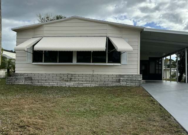 Property at 85 Lagos Del Norte, Fort Pierce, FL 34951, 2 beds, 2 baths