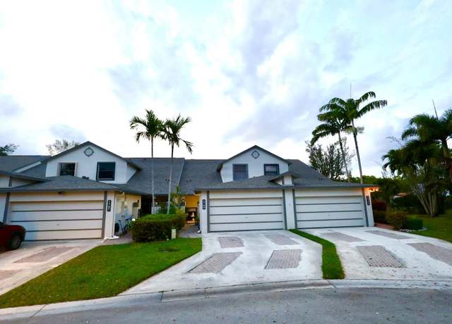 Property at 1709 Landings Blvd, Greenacres, FL 33413, 3 beds, 2.5 baths