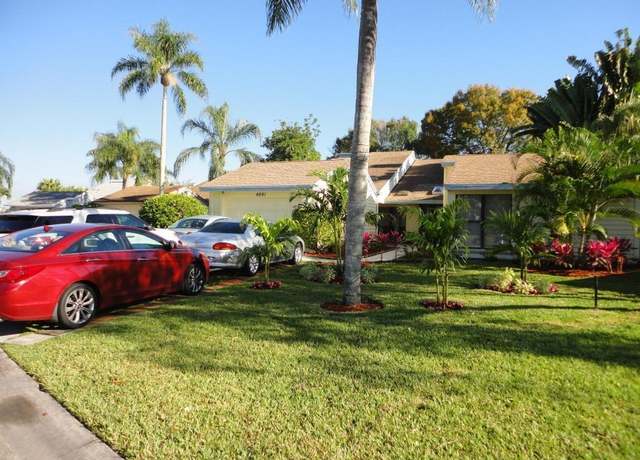 Property at 6691 S Pine Court Ct, Palm Beach Gardens, FL 33418, 4 beds, 3 baths