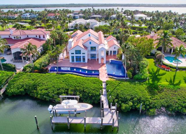 Property at 6996 SE Harbor Cir, Stuart, FL 34996, 5 beds, 6 baths
