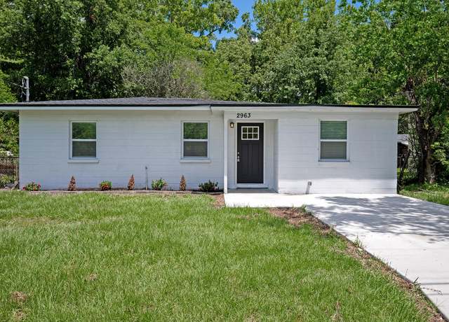 Property at 2963 W 12th St, Jacksonville, FL 32254, 4 beds, 2 baths