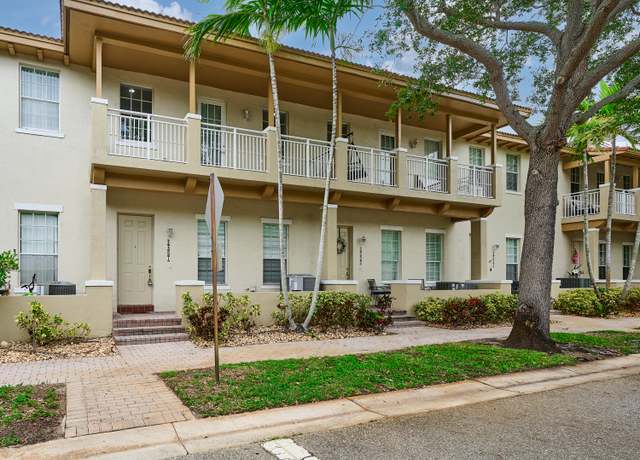 Property at 2401 NW 7th St, Boynton Beach, FL 33426, 3 beds, 3 baths