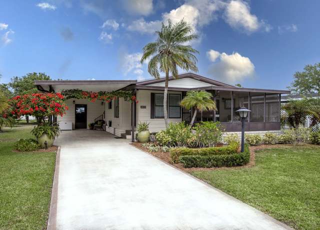 Property at 2833 SW Pontiac Pl, Stuart, FL 34997, 2 beds, 2 baths