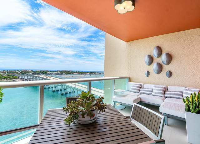 Property at 2640 Lake Shore Dr #1415, Riviera Beach, FL 33404, 2 beds, 2.5 baths