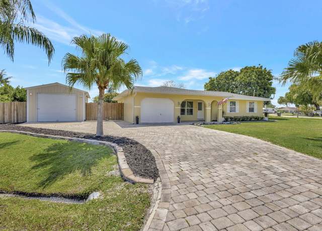 Property at 691 SE Harbor View Dr, Port Saint Lucie, FL 34953, 3 beds, 2 baths