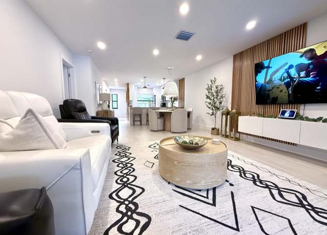 Property at 9293 Vista Del Lago Unit 15f, Boca Raton, FL 33428, 2 beds, 2 baths